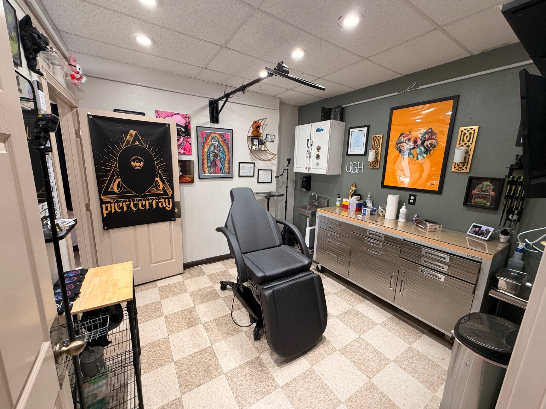 Private piercing room at Magic Needle Studio